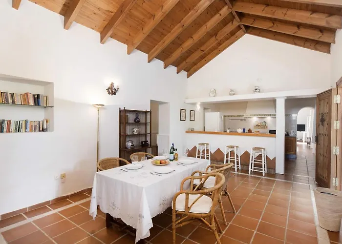 别墅 Cortijo Viejo By *